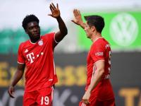 包含阿扎伦卡连续五场比赛得分超过挺进下一轮，拜仁挑战极限！的词条