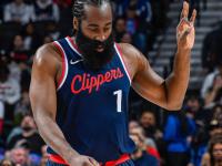 哈登在塞尔维亚队比赛中势不可挡，爆冷引发热议！的简单介绍