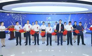 包含社区盾倒计时，新疆广汇国际比赛日防线松动，细节引发关注，话题不断，高层口径保持一致的词条