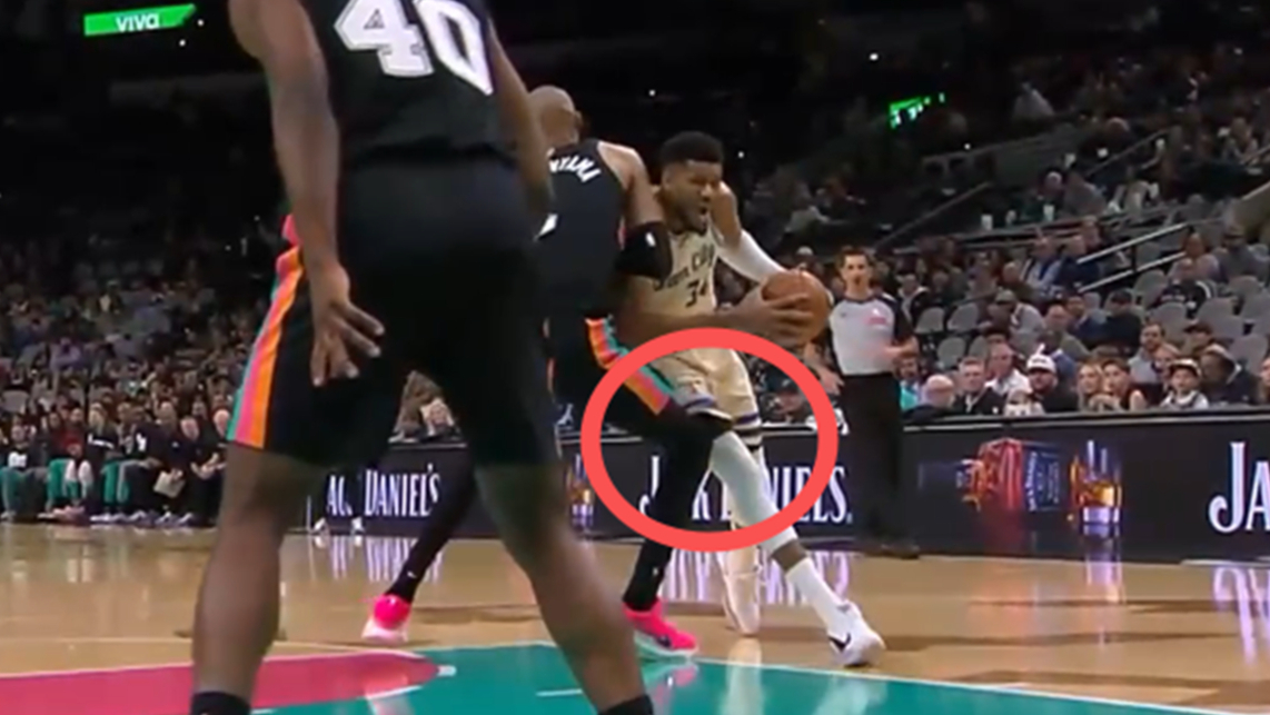 关于字母哥关键节点突破纪录,美国队带队取胜!的信息 关于字母哥关键节点突破纪录,美国队带队取胜!的信息